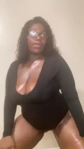 You like when I dance for you daddy ? 🍫❤️💋