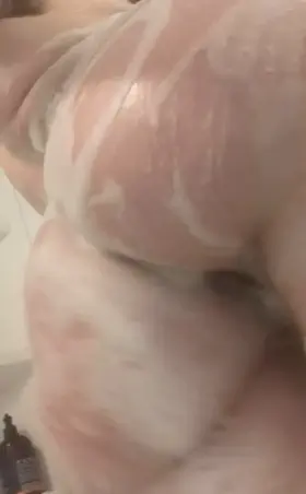 the best view for bubbles 🫧💦