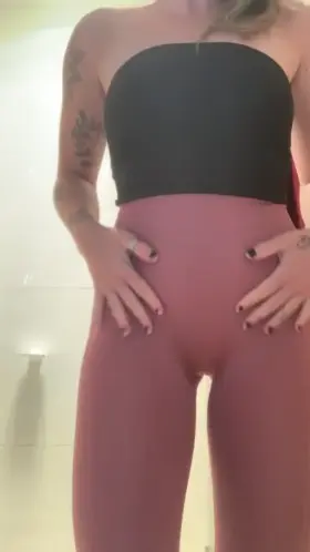 I hope you enjoy my bubble butt 😇😇