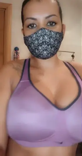 Should a 41yr old mom show her big tits on Reddit in 2022? 😏