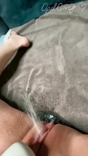 Spraying squirt everywhere