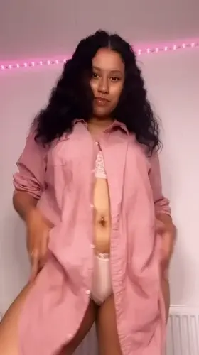 (F19) Would you date me?