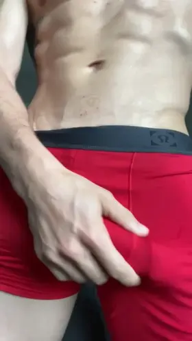 Ready in my Reds ❤️