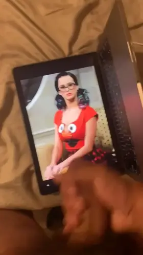 Katy Perry tribute, 32 years old.