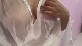 Trying to recreate Mandakini scene, but started feeling Horny in between. (C)