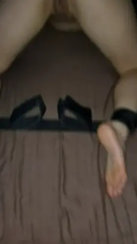 First time using a spreader bar, oh and I'm tied down and plugged.😋😍