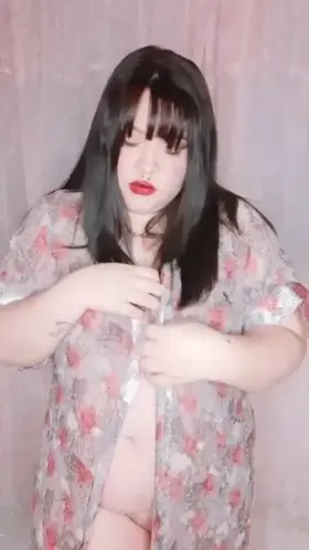 shy... or maybe not 😏😏