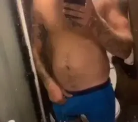 27 year young cub looking for my cougar