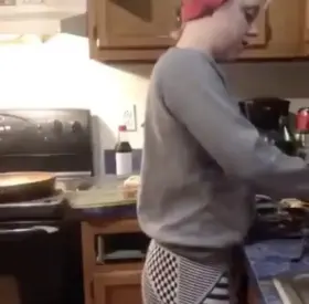 Please clap my cheeks whenever you want to...