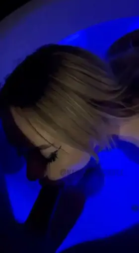 Sucking that cock in the Hotel Whirlpool