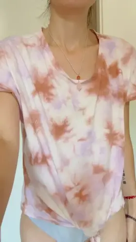 So horny this morning… Fuck me and cum inside me? 🤤