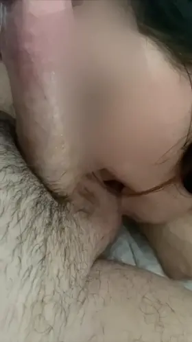 Afternoon fun with this hotwife