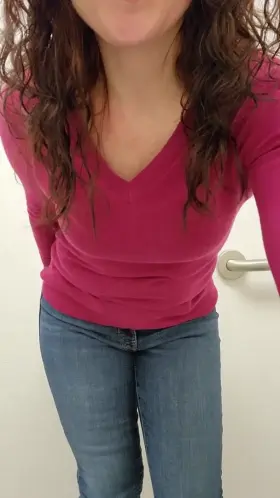 41yr old milfie teacher. What I really do before school starts. ;)