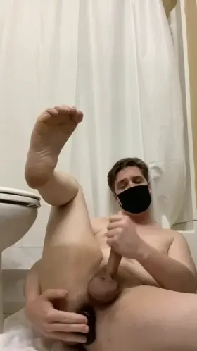 fucking the cum out of myself