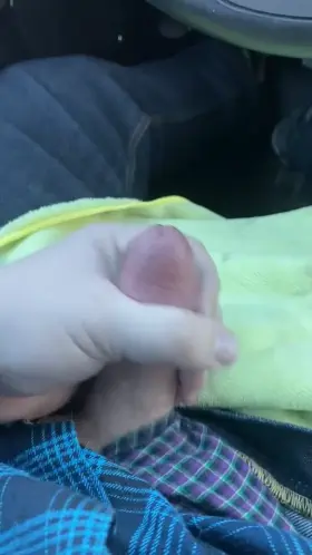 Got so horny I had to pull over. I had to stop filming when I realized I was getting cum everywhere!🥵