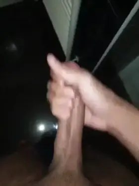 21, DM's open, ask for snap ;)