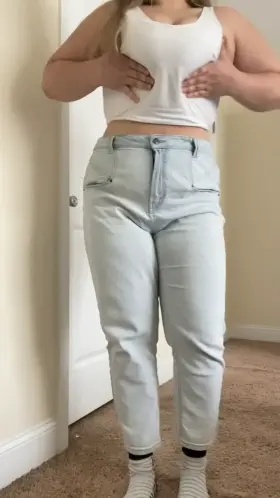 A little a[f]ternoon tease