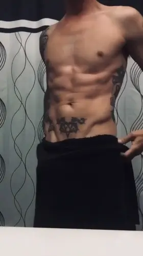 (41) A Memorial Day towel drop 🇺🇸