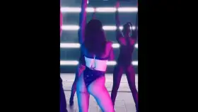 this is how you should shake the fat ass dua lipa ...tease us more