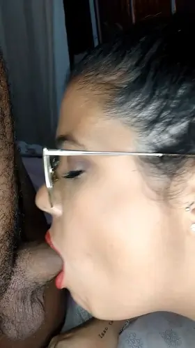 Redlips and deepthroat, sucking him with love