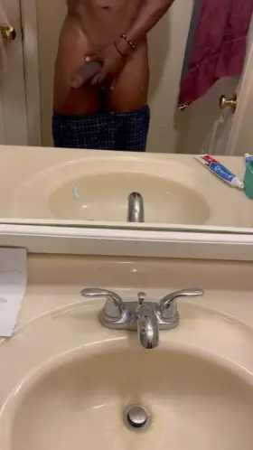 Hello, my name is David (Bull) and I’m a very open-minded bull with a lot of energy and experience who is seeking for new potential hotwives and couples to have a good time with. Please be free of Std and Sti and willing to verify, and I’ll do the same.