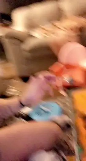 Enjoy some tits while I paint some pumpkins