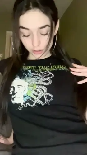 Wanna listen to some tubes? 🎶😳