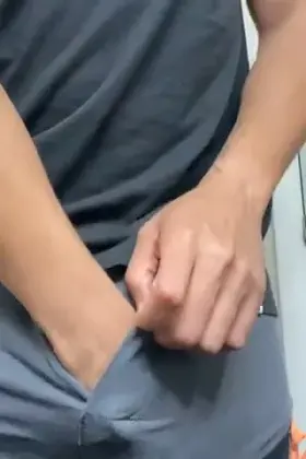 Let me know if you like what you see and if I fit what your looking for!😈 Tampa(Single)(M/33)Kik: willdolla18