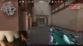 I love gaming with my tits out