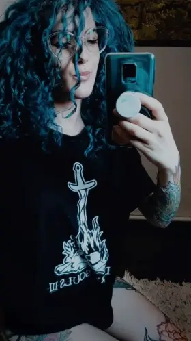 Don't mind the messy hair