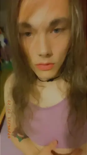 I'll suck ur dick in front of your girlfriend