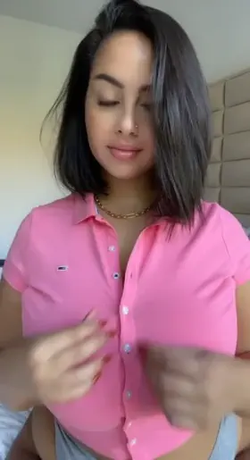 Huge tits and big areolas.. best of both worlds