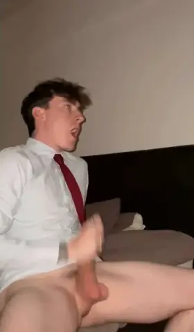 he’s so ducking hot