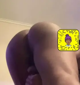 🔼 vote if you would cum in My Tight Hole😘