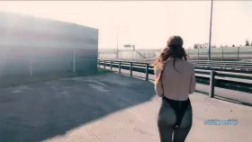 Risky roadside flashing