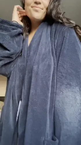 I was so nervous to post this 🥺 but I love showing my body 🙃