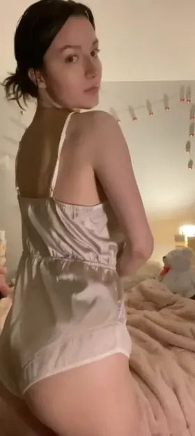 I’ll send you nudes if my thick body turns you on