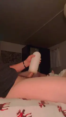 Watch my cum pour out 🥵