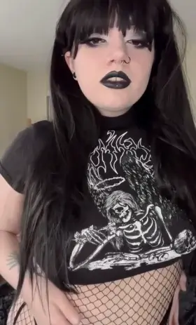 You trying to see what’s underneath?