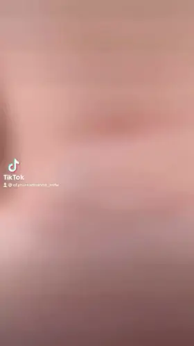 Tell me, smash or pass a 19yo girl?🥵