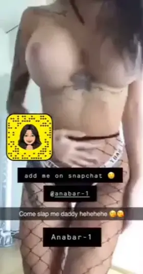 come make my pussy wetttt .. If u can hehehehehe