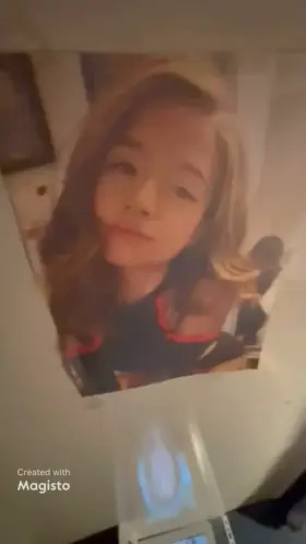 Poki taking 2 cumtributes at once. One directly and one collecting the spill