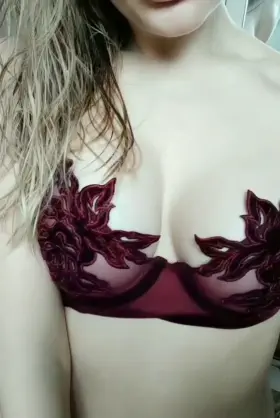 love showing off my slutty tits