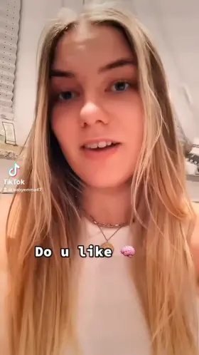 Is here a brain, because my bf isn‘t