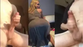 Her bouncing ass has the same effect on me 🥵