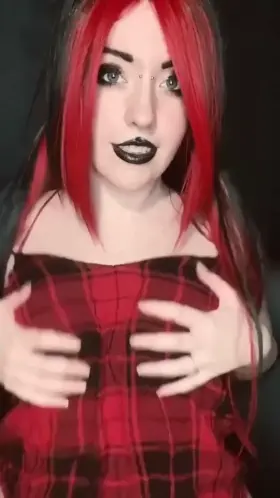 My first gif here! 🥰