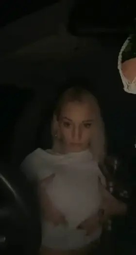 i love being a slut in public 🥺 [drop]