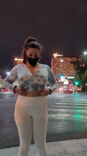 What happens in Vegas.. gets shared here 😏😊