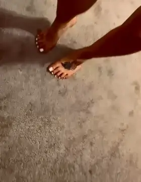 [video] fresh out of the shower getting ready to do bad things 😏