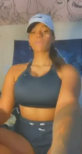 OMG 😍 New update content from her in the comments